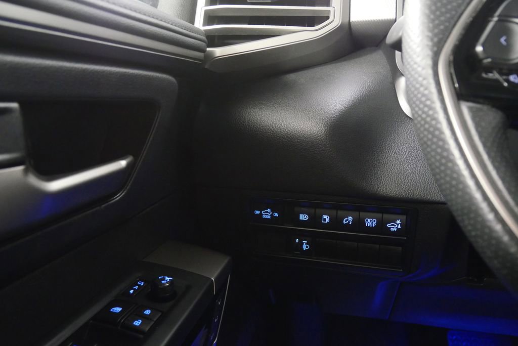 Used 2024 Toyota Tundra Limited image 22