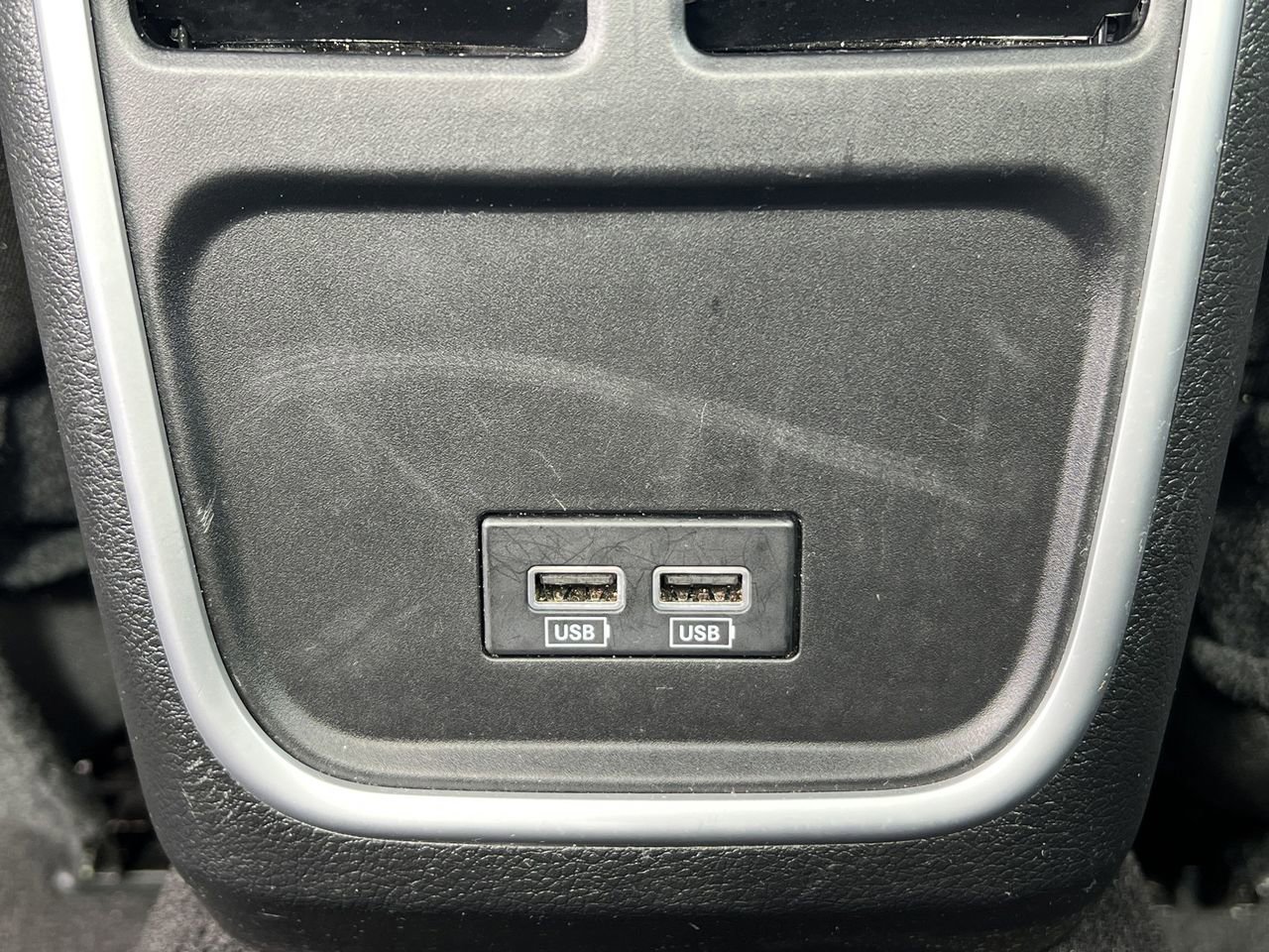 Used 2023 Dodge Charger SXT image 23