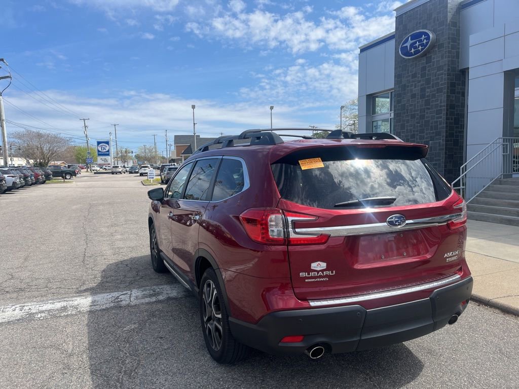 Used 2024 Subaru Ascent Touring image 6