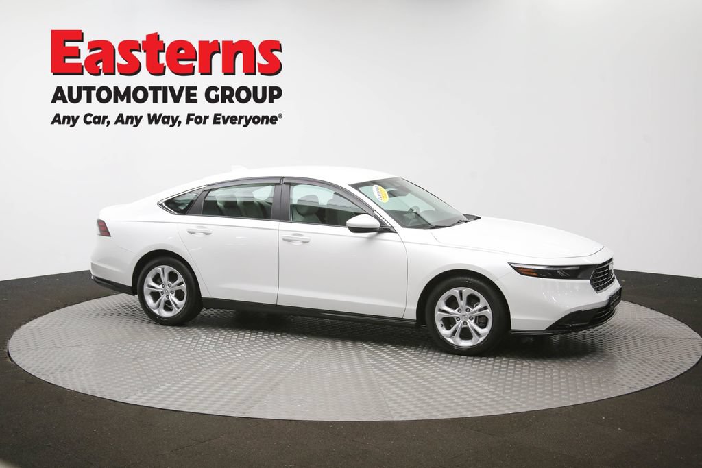 Used 2025 Honda Accord LX image 45