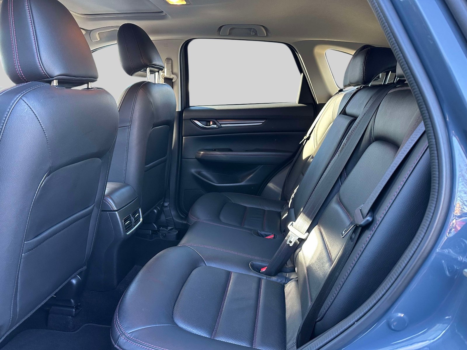 Used 2024 MAZDA CX-5 Carbon Edition image 11