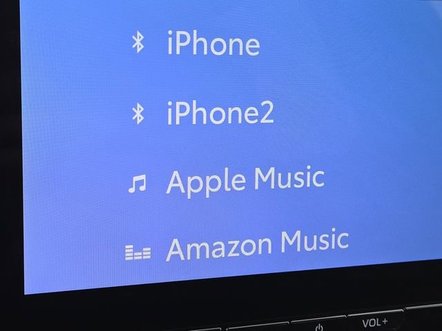 Used 2026 Toyota Corolla Cross XLE w/ Convenience Package image 5