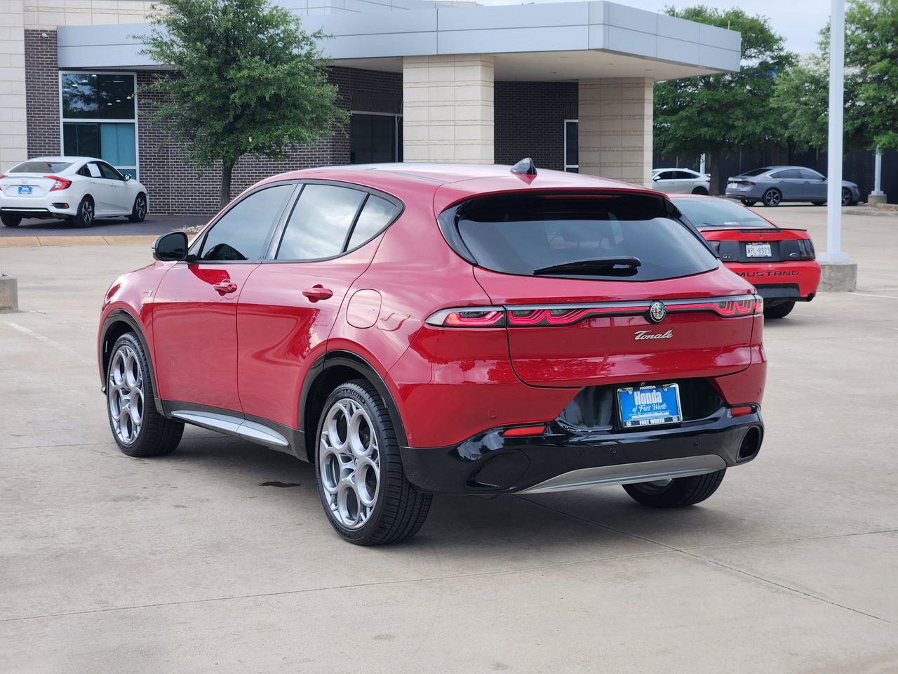 Used 2024 Alfa Romeo Tonale Ti AWD/4WD image 7