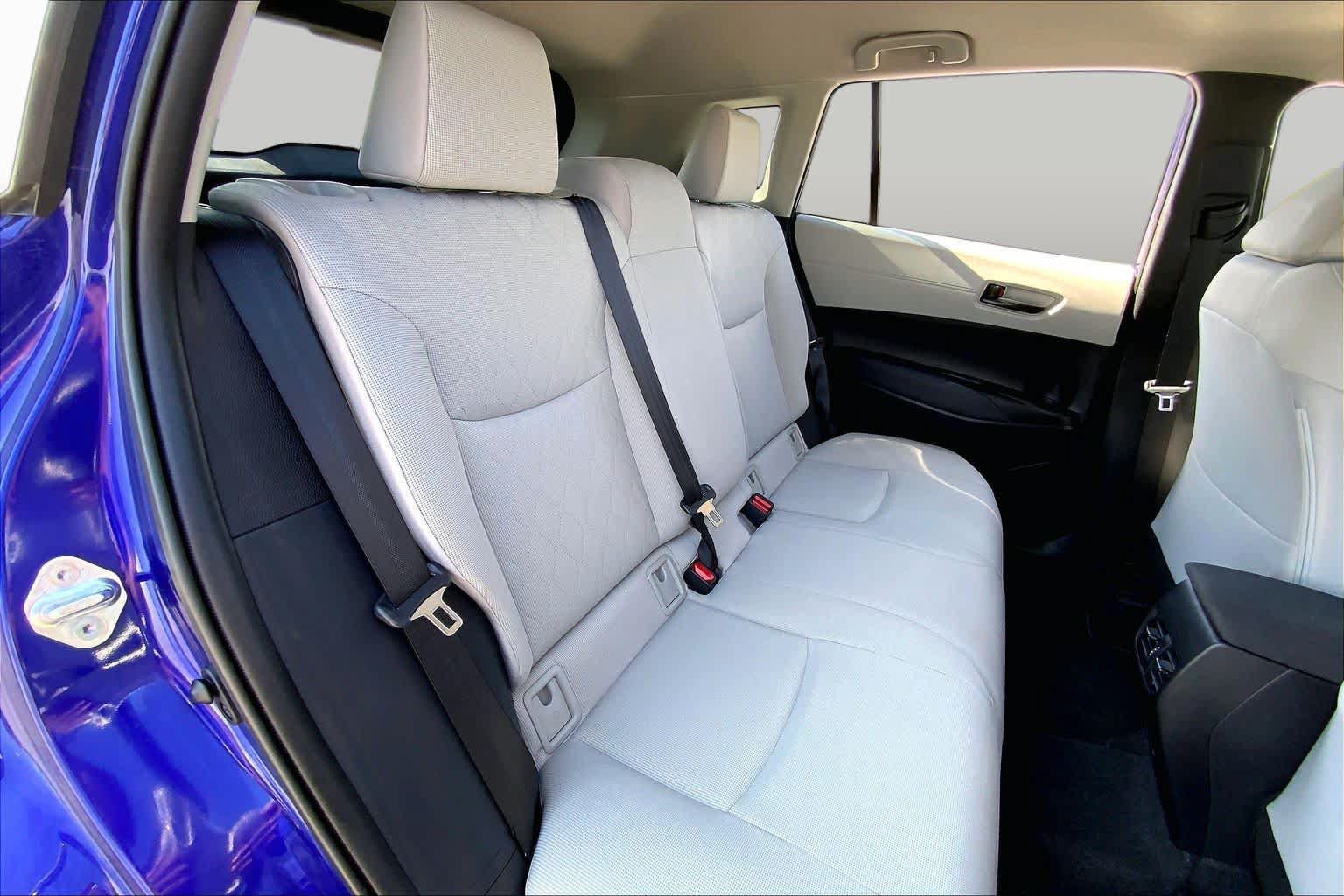Certified 2025 Toyota Corolla Cross LE FWD image 19