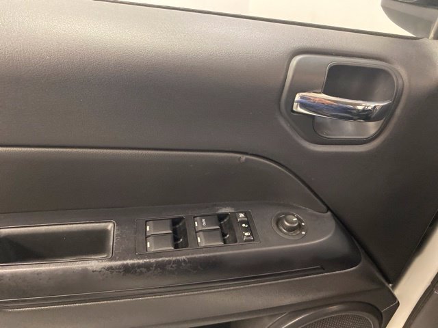 Used 2014 Jeep Compass Sport w/ Power Value Group AWD/4WD image 14
