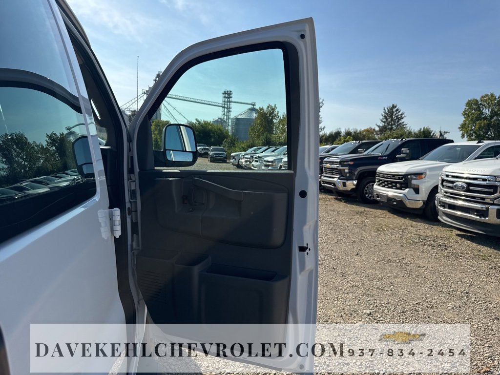 Certified 2023 GMC Savana 2500 w/ Driver Convenience Package image 19