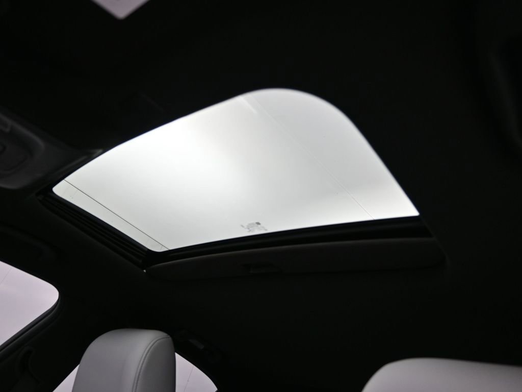 Used 2021 Cadillac CT4 Premium Luxury RWD image 21