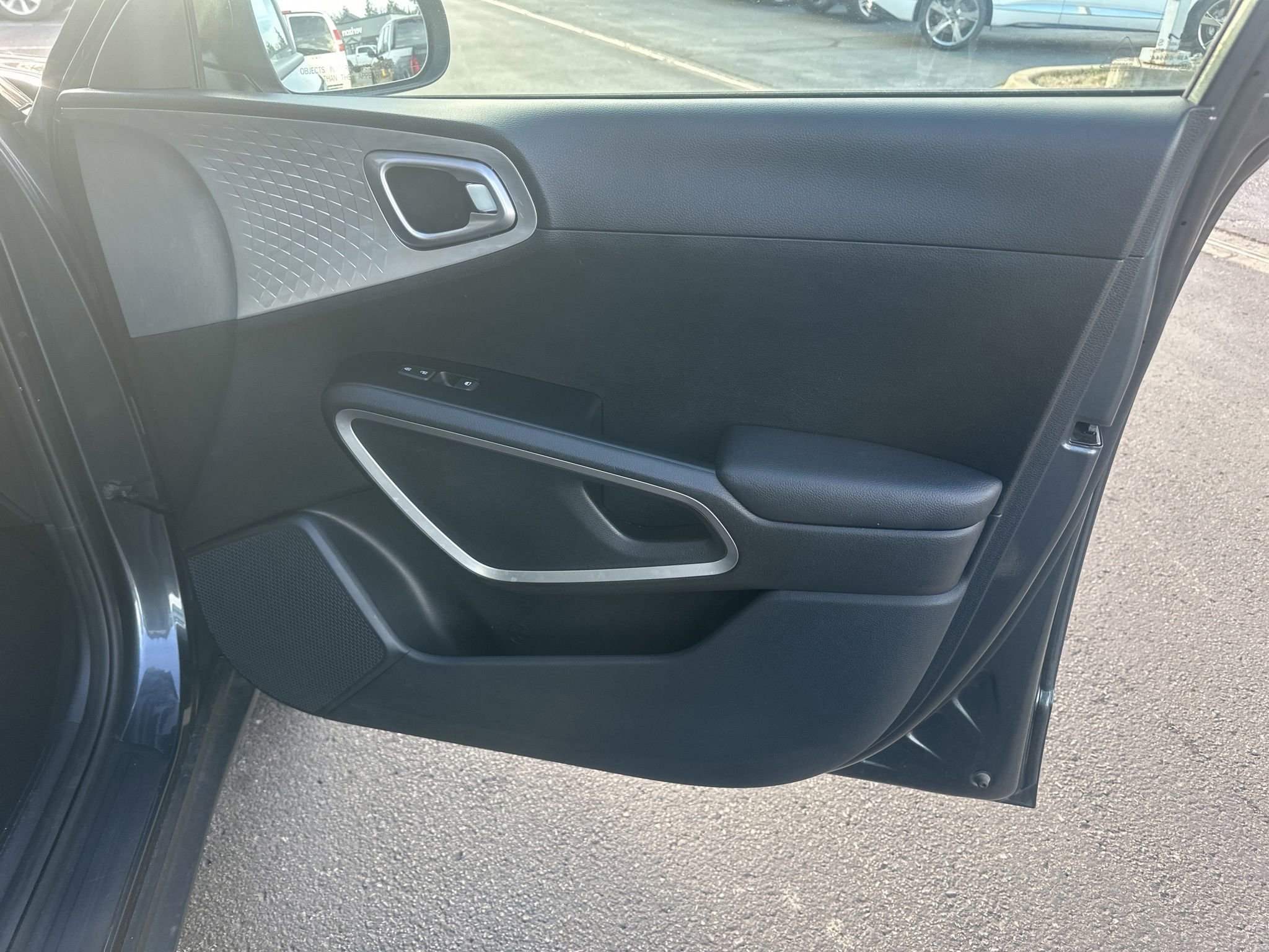 Used 2024 Kia Soul LX w/ Option Group 015 image 9