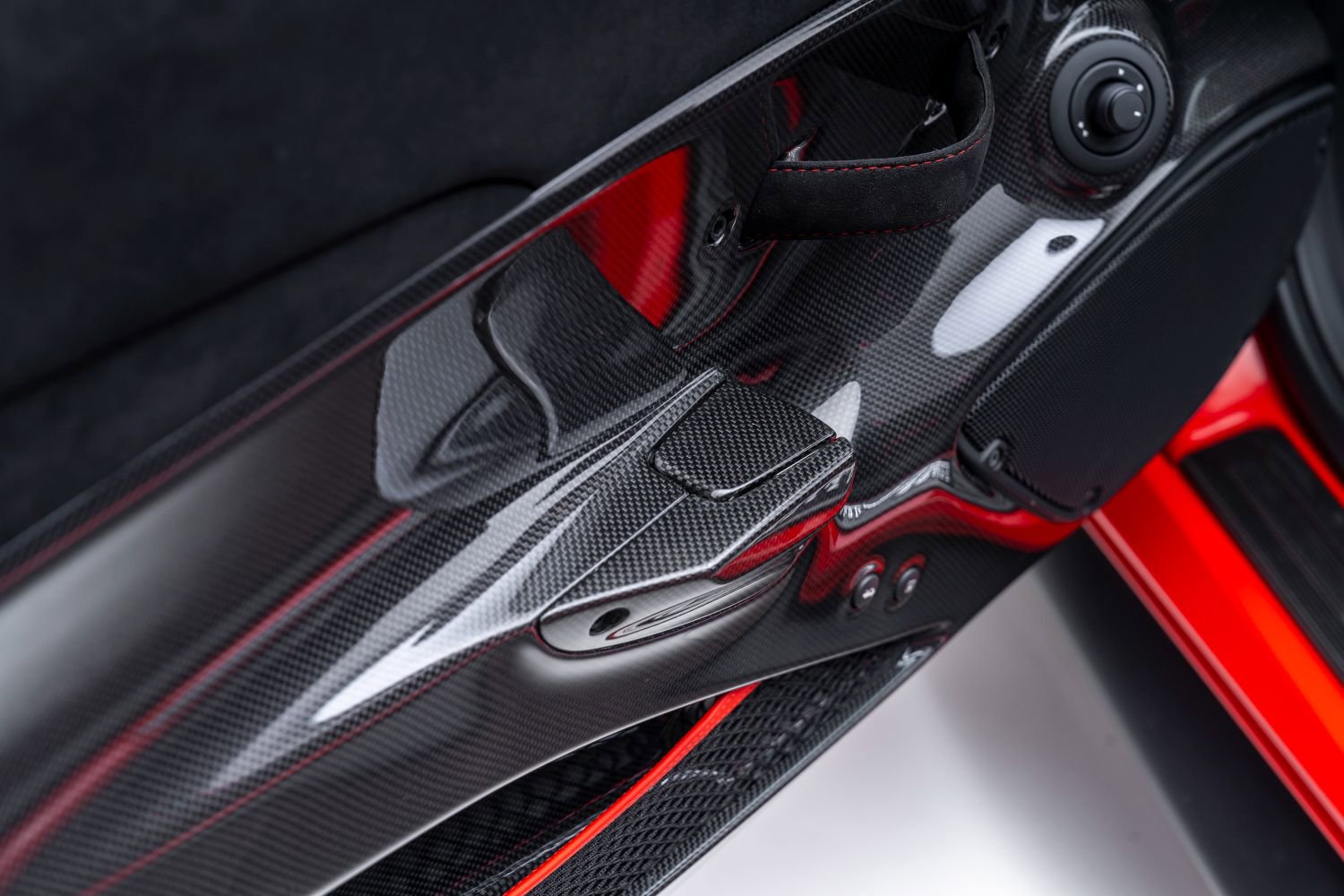 Used 2020 Ferrari 488 Pista Spider image 50