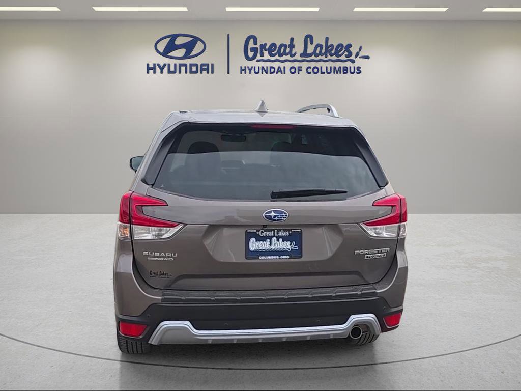 Used 2023 Subaru Forester Touring image 6