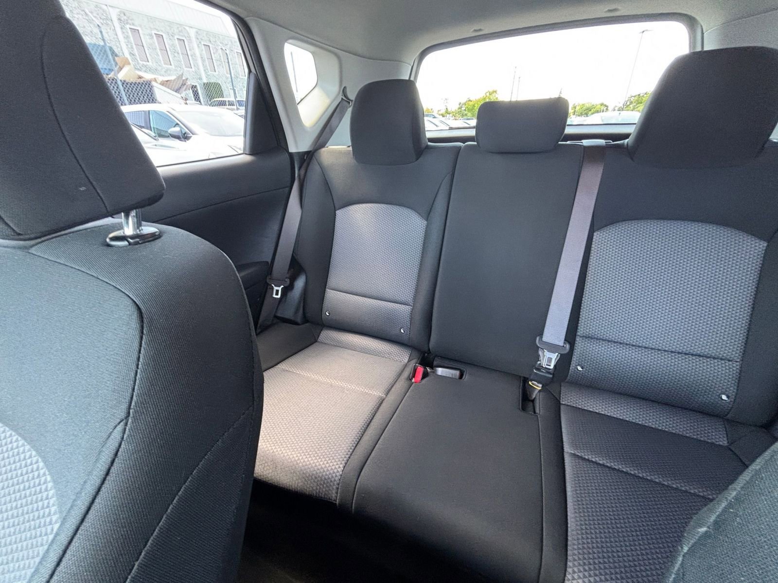 Used 2025 Kia Soul LX w/ LX Technology Package FWD image 37
