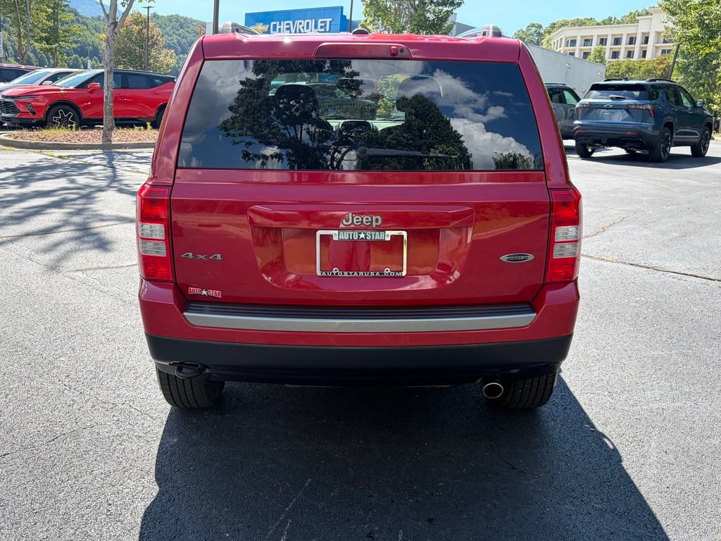 Used 2016 Jeep Patriot Sport w/ Power Value Group AWD/4WD image 29