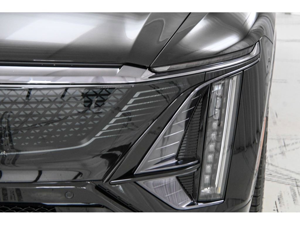 New 2026 Cadillac Lyriq V w/ LPO, Red Accent Package image 9