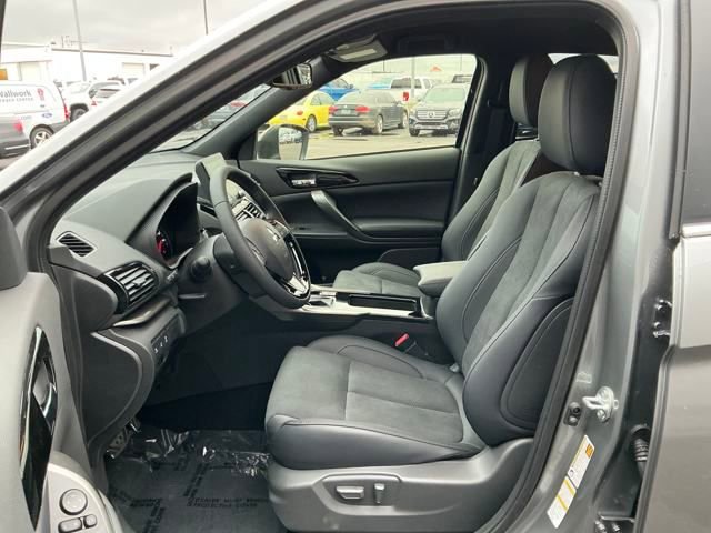 New 2025 Mitsubishi Eclipse Cross Black Edition image 13