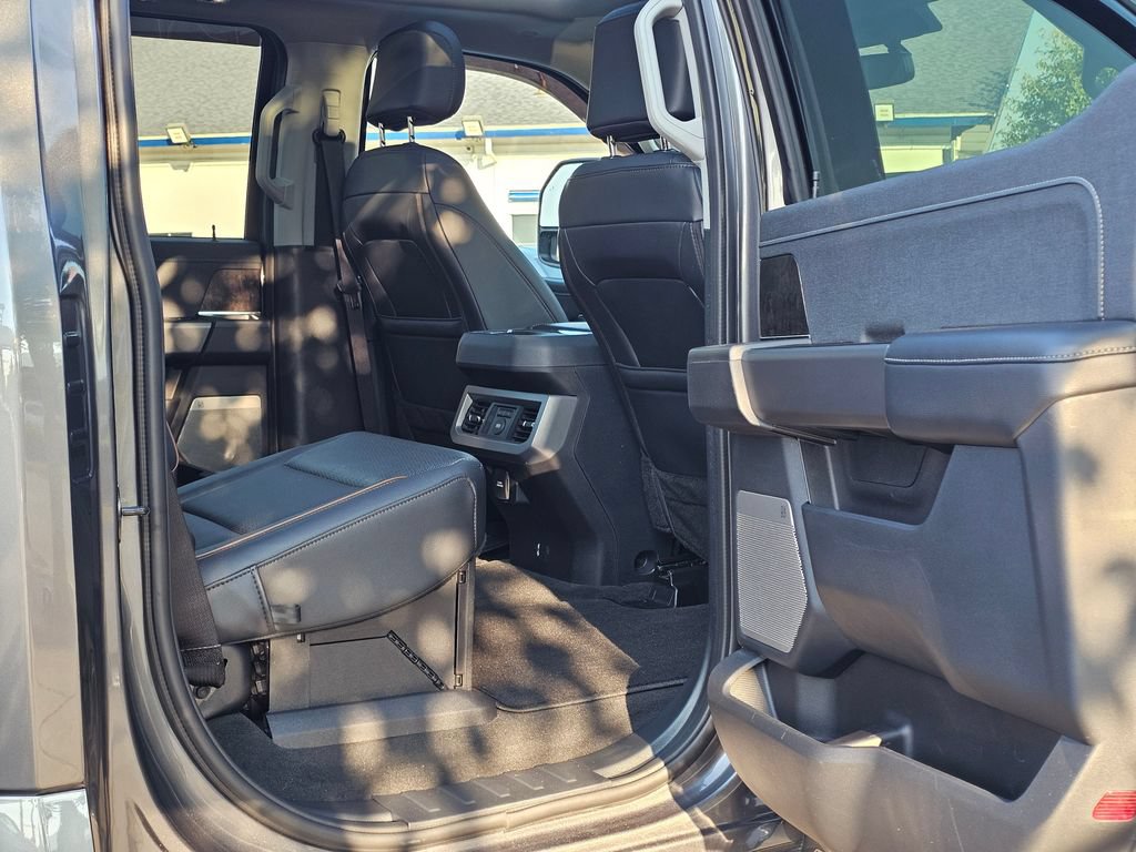 Used 2026 Ford F350 Lariat AWD/4WD image 17