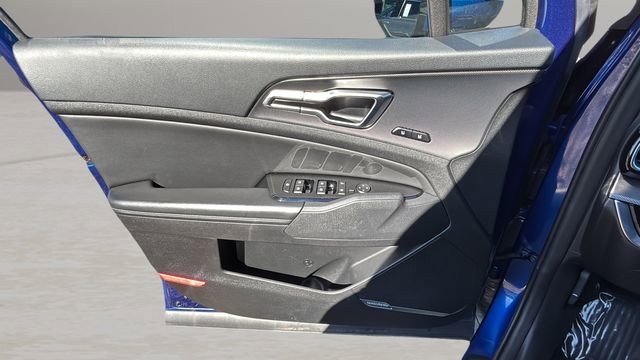 Used 2024 Kia Sportage SX image 17