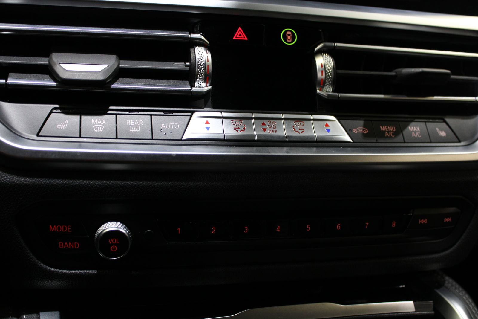 Used 2022 BMW M440i Coupe w/ Premium Package image 33