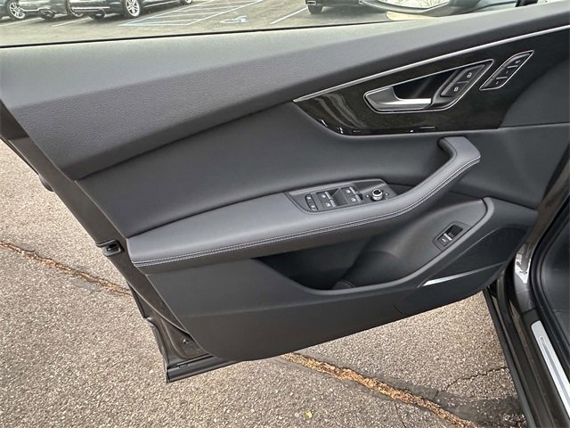 New 2026 Audi Q7 3.0T Premium Plus image 8