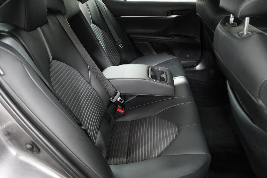 Used 2024 Toyota Camry SE FWD image 21
