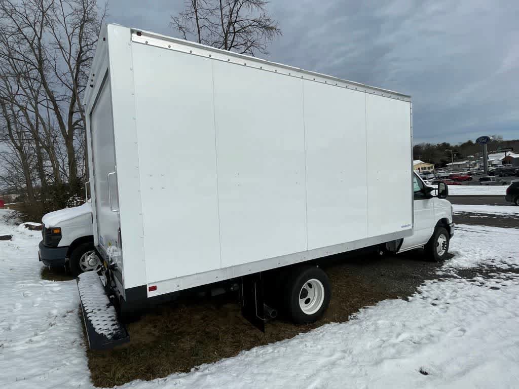 New 2024 Ford E-450 and Econoline 450 Super Duty w/ Power Windows & Locks Group RWD image 2