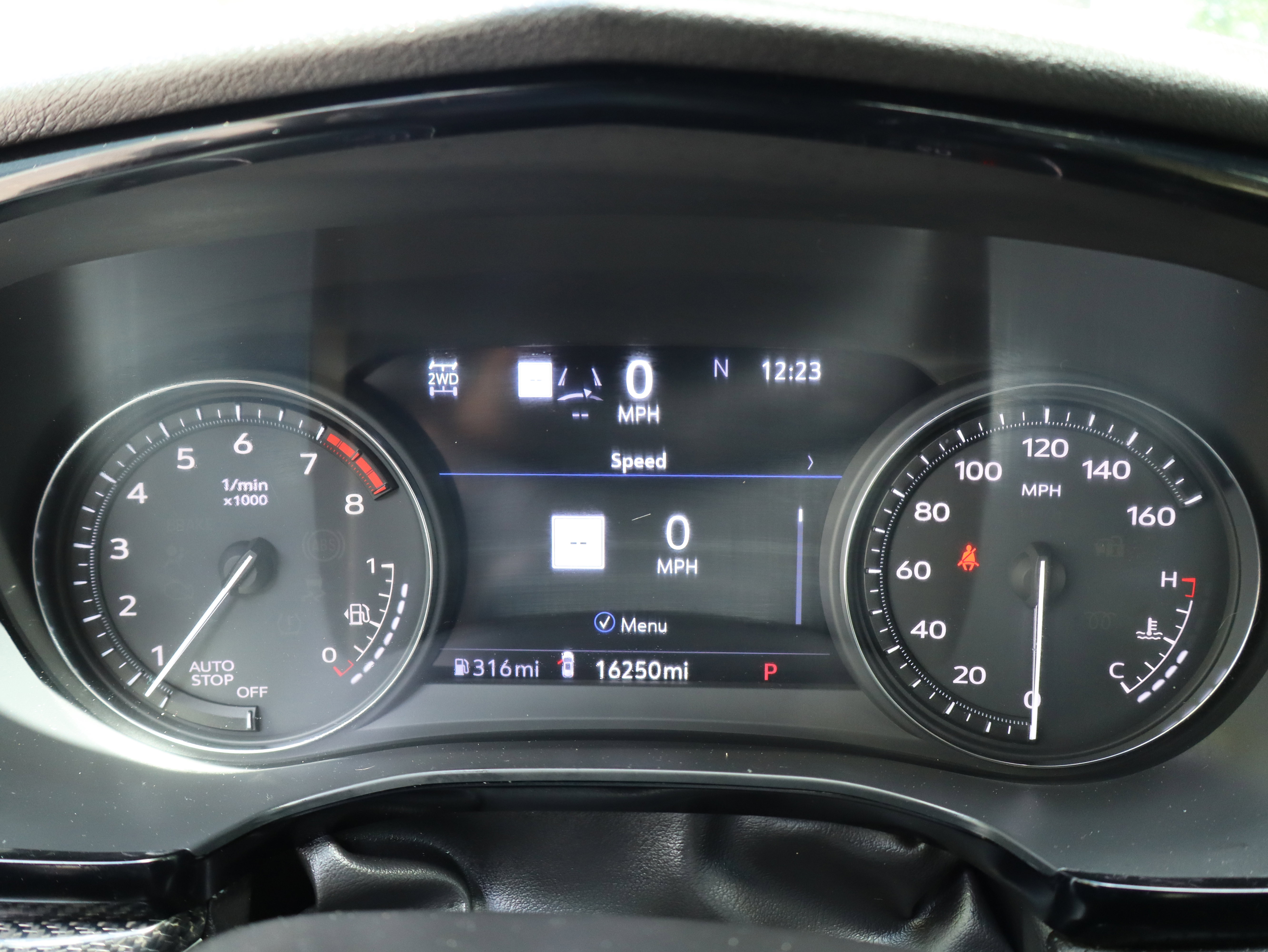 Used 2023 Cadillac XT5 Sportv w/ Technology Package image 29