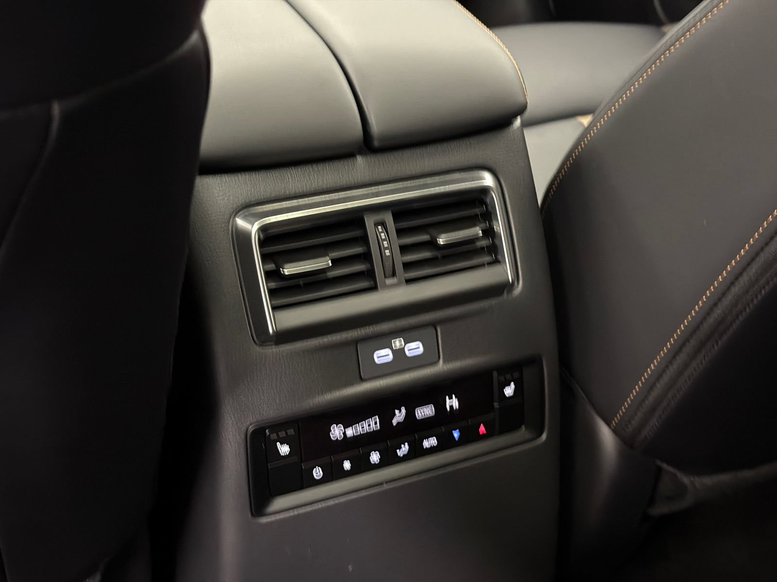New 2026 MAZDA CX-90 Plug-In Hybrid w/ Premium Plus AWD/4WD image 20