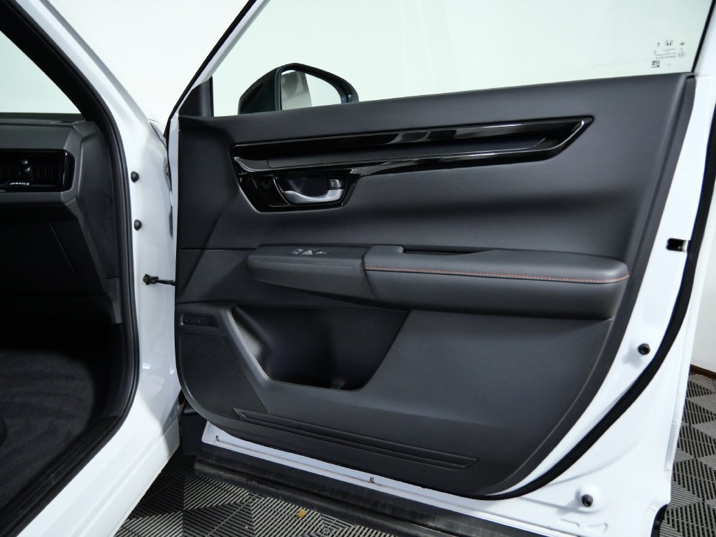 Used 2023 Honda CR-V Sport Touring image 10