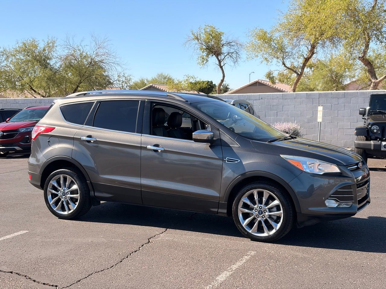 Used 2015 Ford Escape SE w/ SE Chrome Package AWD/4WD image 8