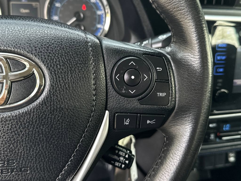 Used 2018 Toyota Corolla SE image 21