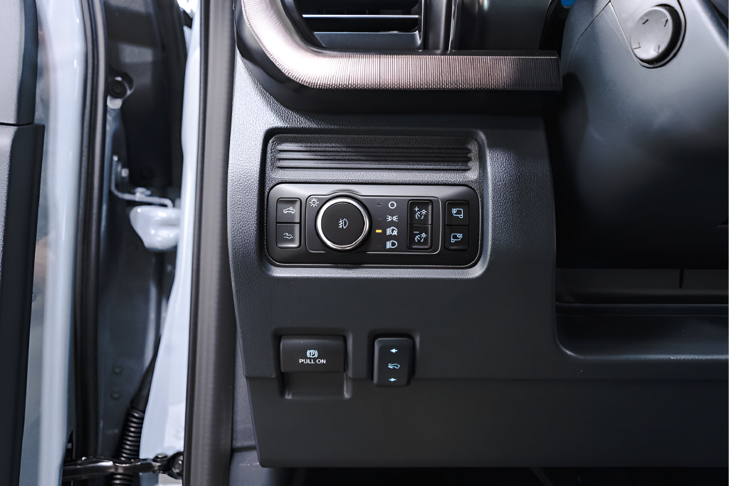 New 2027 Ford F250 Platinum AWD/4WD image 22