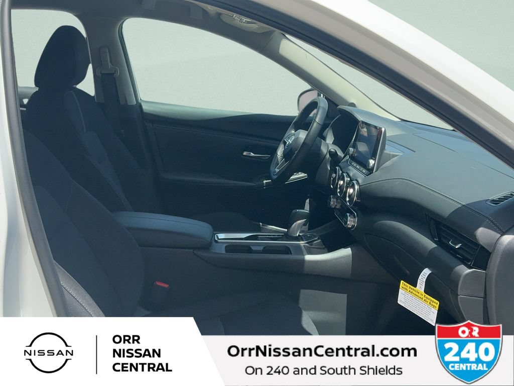 Used 2025 Nissan Sentra SV w/ All-Weather Package FWD image 11