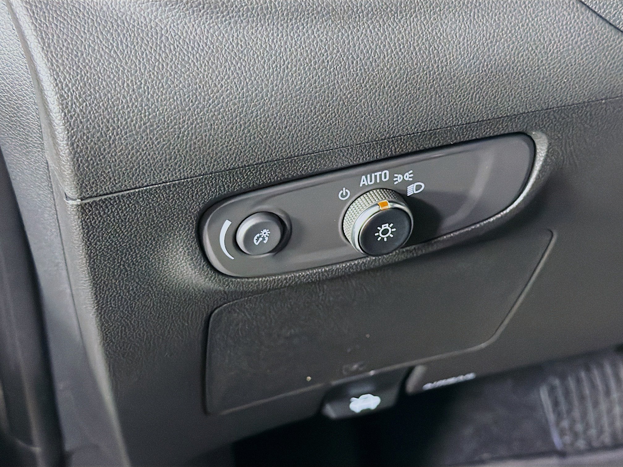 Used 2026 Buick Encore GX Sport Touring w/ Comfort Package FWD image 17