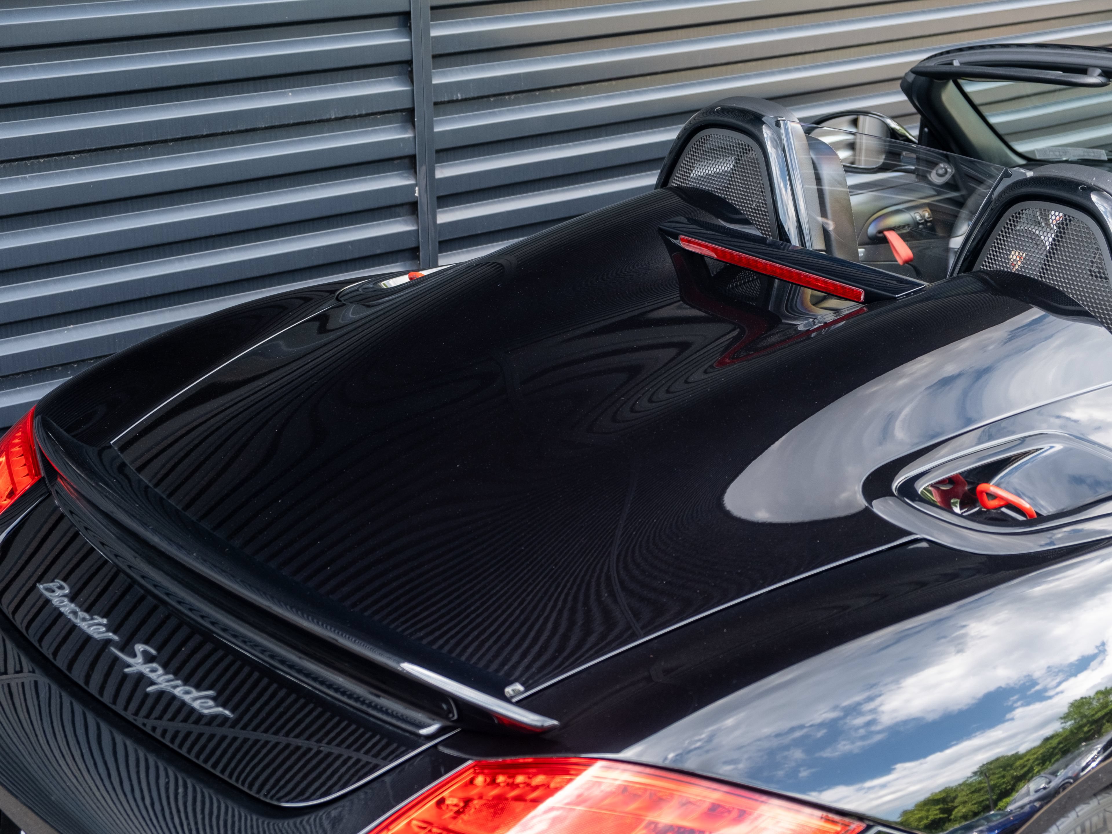 Used 2011 Porsche Boxster Spyder RWD image 20