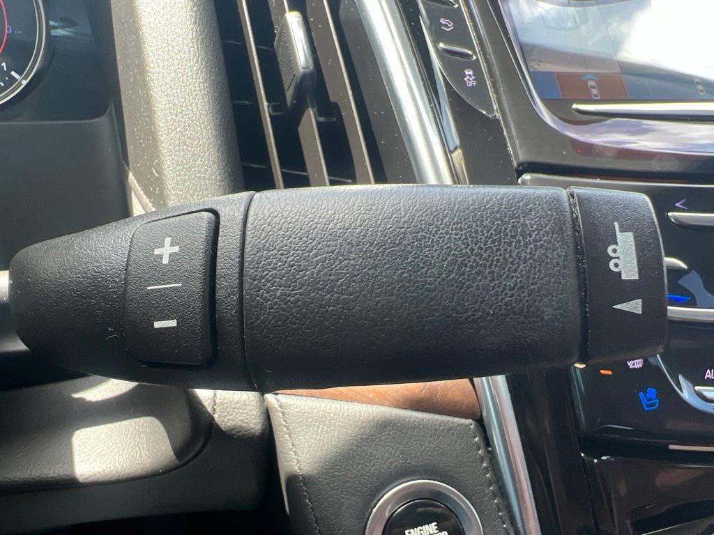 Used 2020 Cadillac Escalade Premium Luxury w/ LPO, Radiant Package RWD image 53