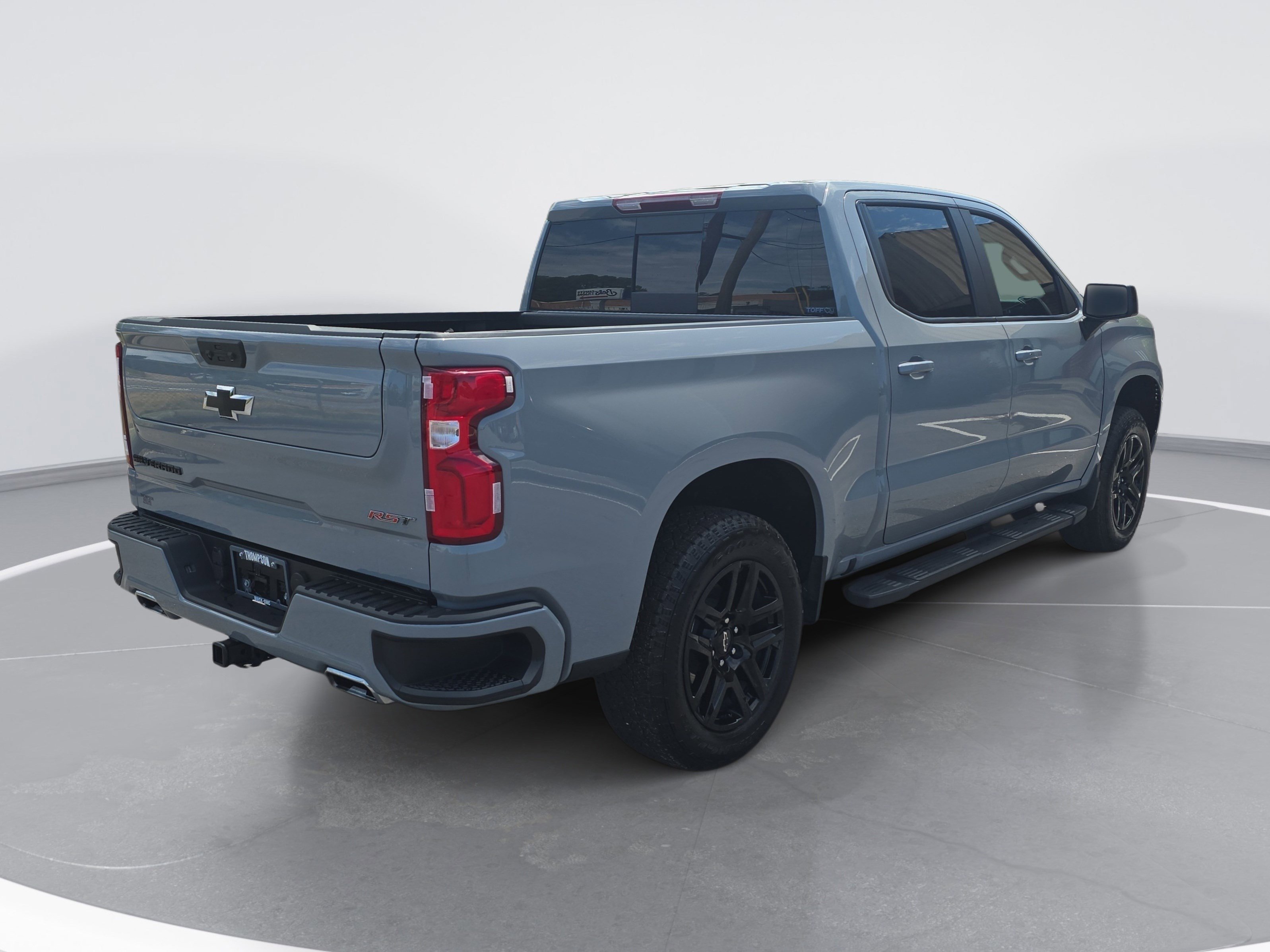 Used 2025 Chevrolet Silverado 1500 RST w/ Convenience Package II AWD/4WD image 3