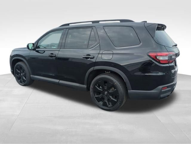 New 2026 Honda Pilot Black Edition image 4