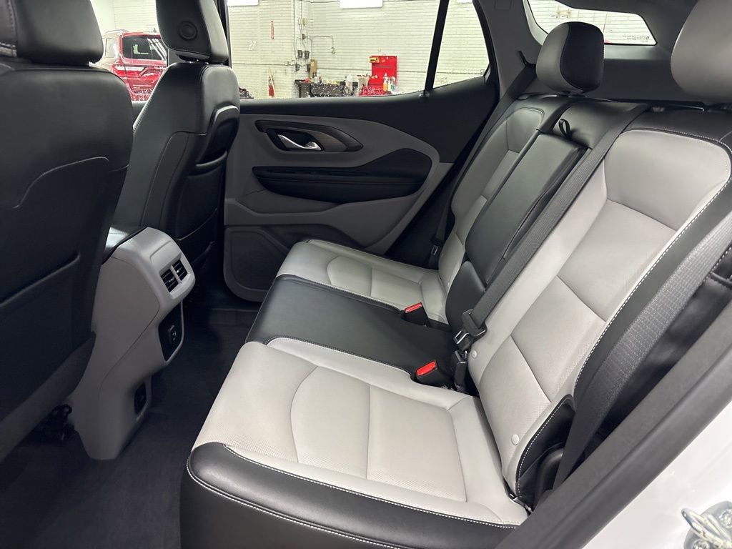 Used 2023 GMC Terrain SLT w/ LPO, Floor Liner Package AWD/4WD image 13