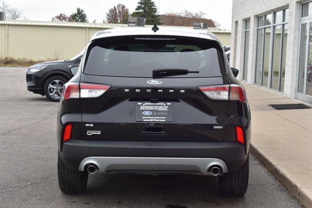 Used 2022 Ford Escape SE w/ Cold Weather Package image 5