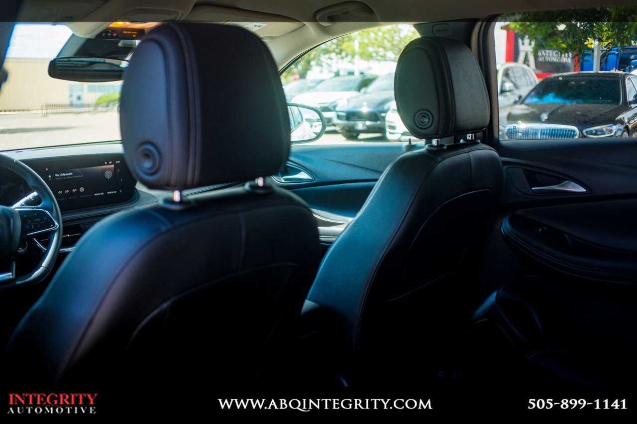 Used 2024 Buick Encore GX Sport Touring image 24