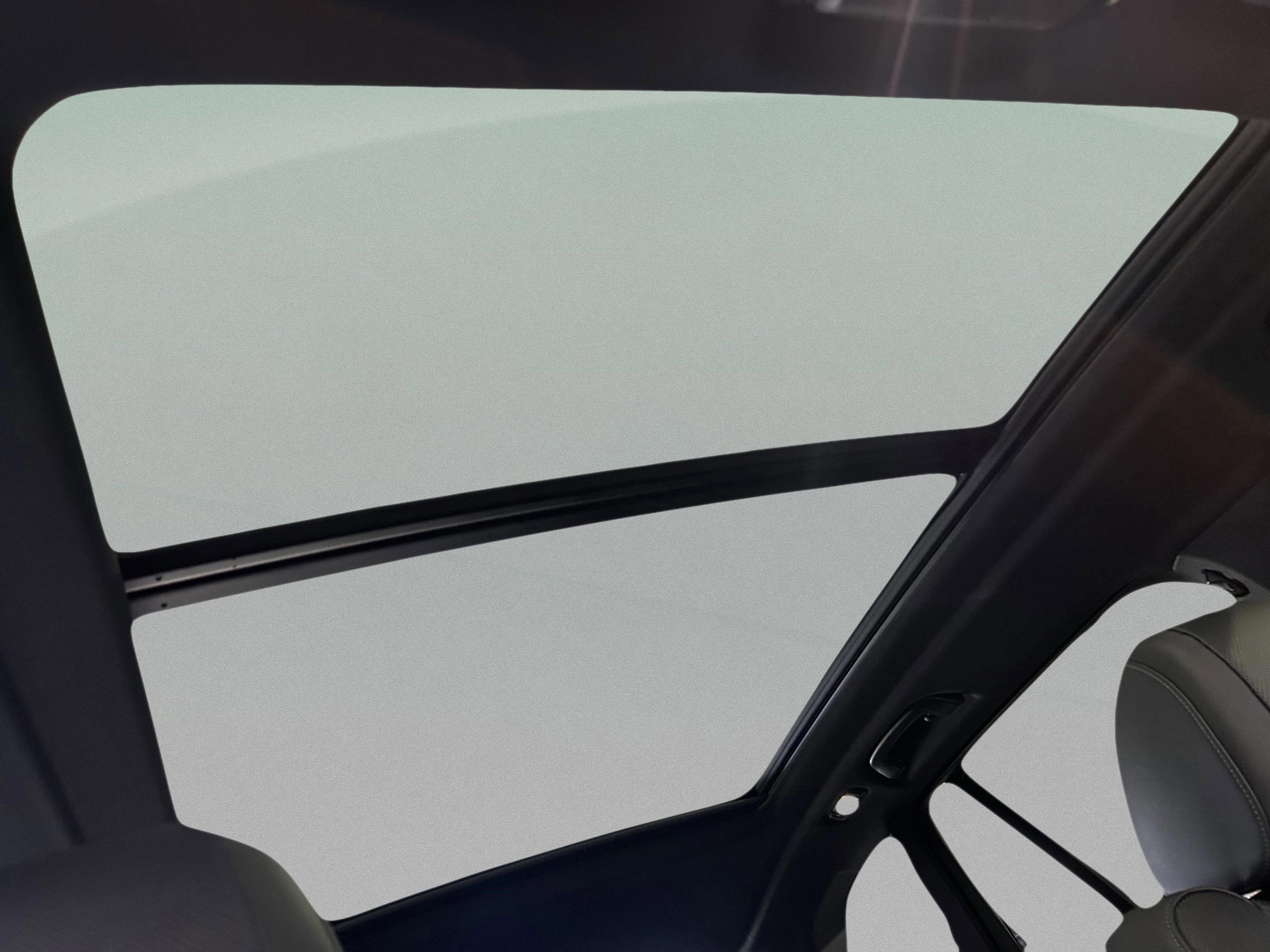 Used 2026 BMW X5 xDrive40i w/ M Sport Package image 30