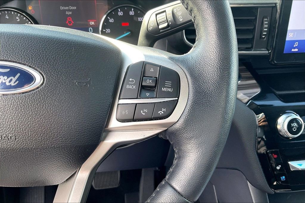 Used 2023 Ford Explorer Limited w/ Hybrid Equipment Group 310A AWD/4WD image 18