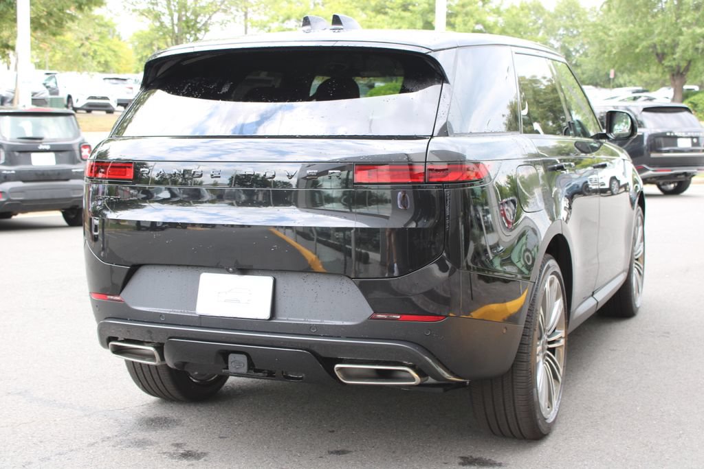 New 2026 Land Rover Range Rover Sport SE AWD/4WD image 3