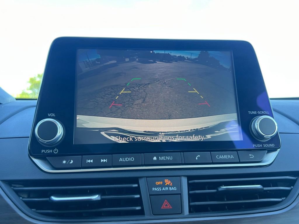 Certified 2025 Nissan Altima 2.5 SV image 9