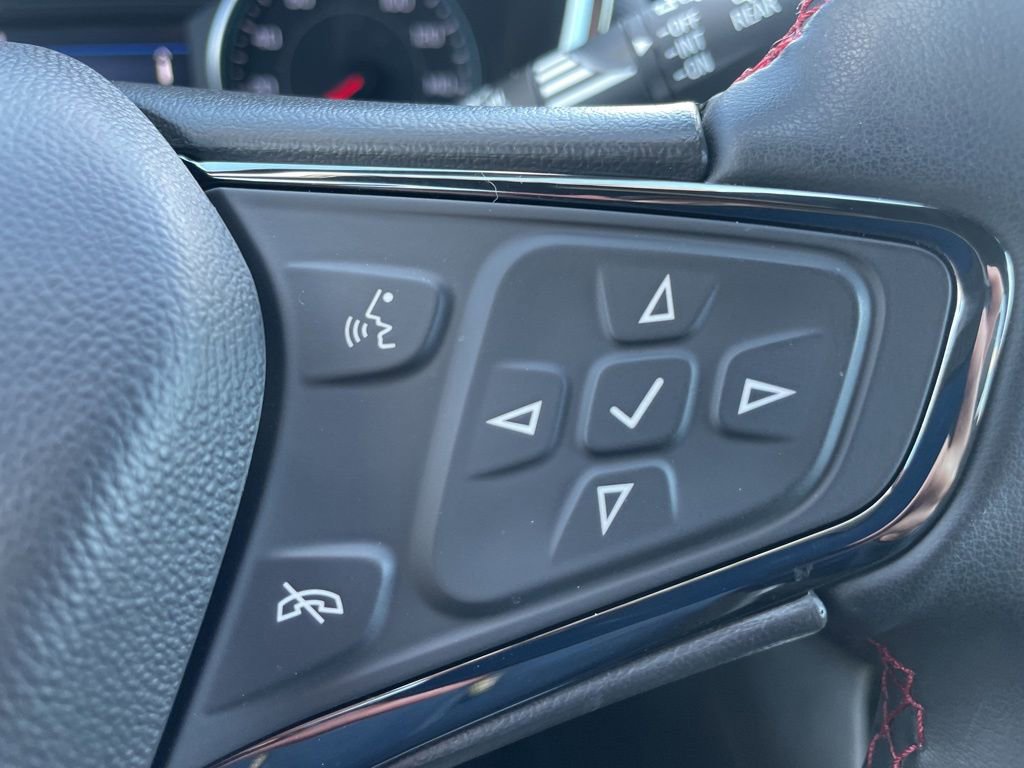 Used 2024 Chevrolet Equinox RS AWD/4WD image 16