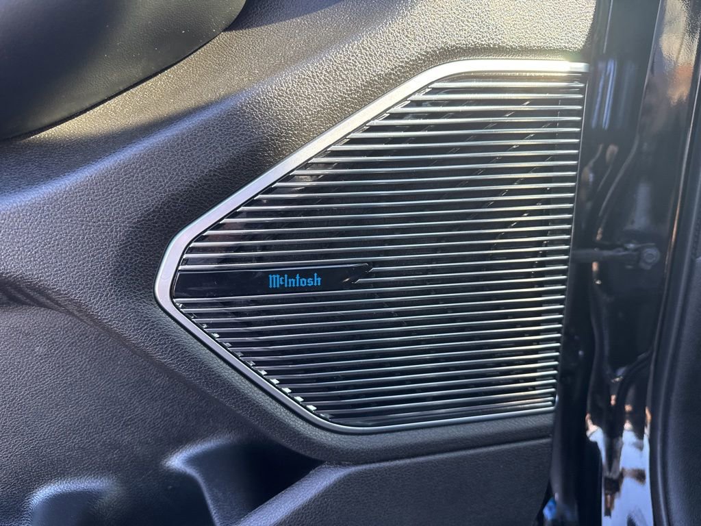 Used 2024 Jeep Grand Cherokee L Summit w/ Advanced Protech Group IV image 16