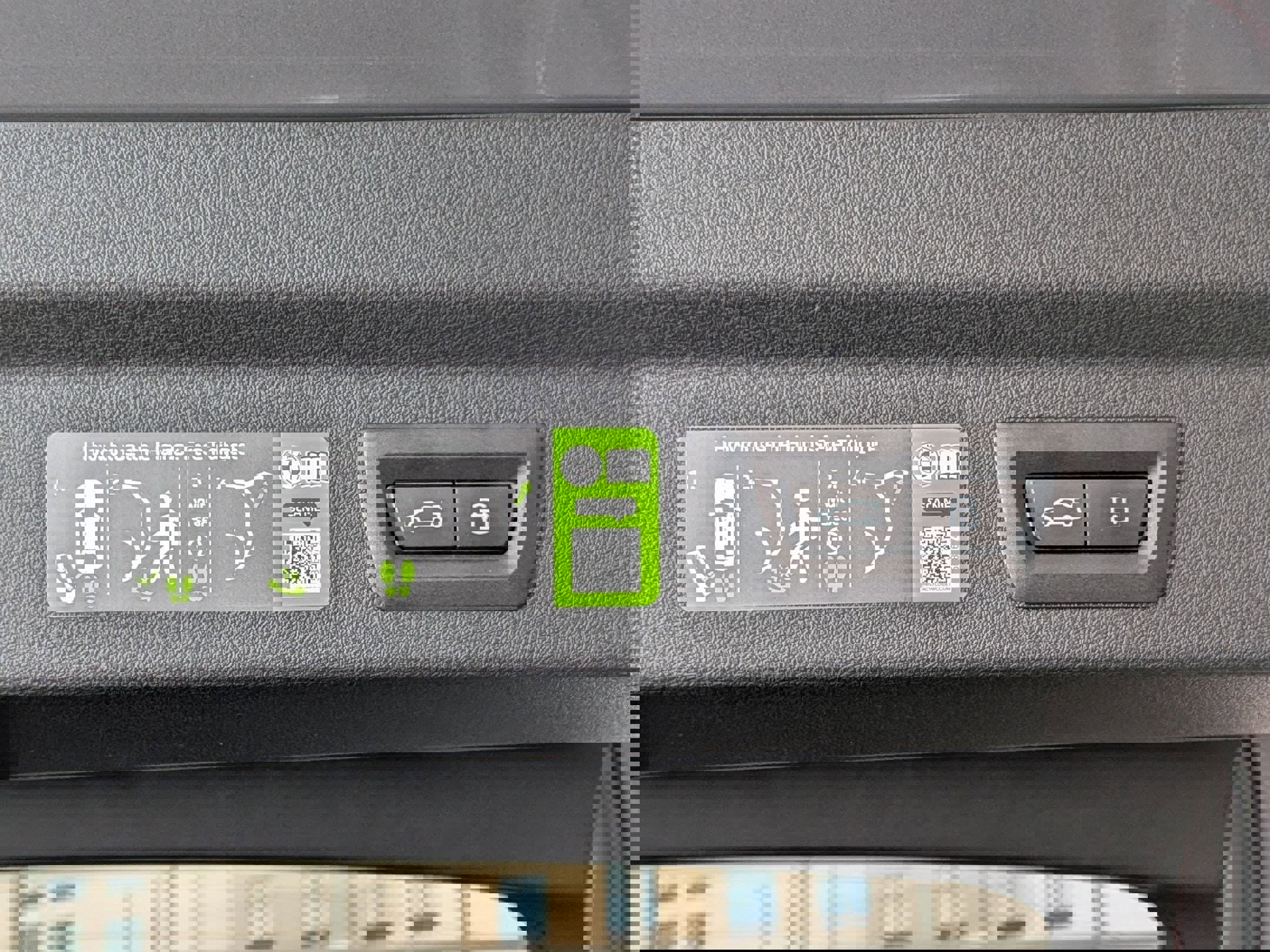 New 2026 BMW X2 xDrive28i w/ Technology Package AWD/4WD image 29