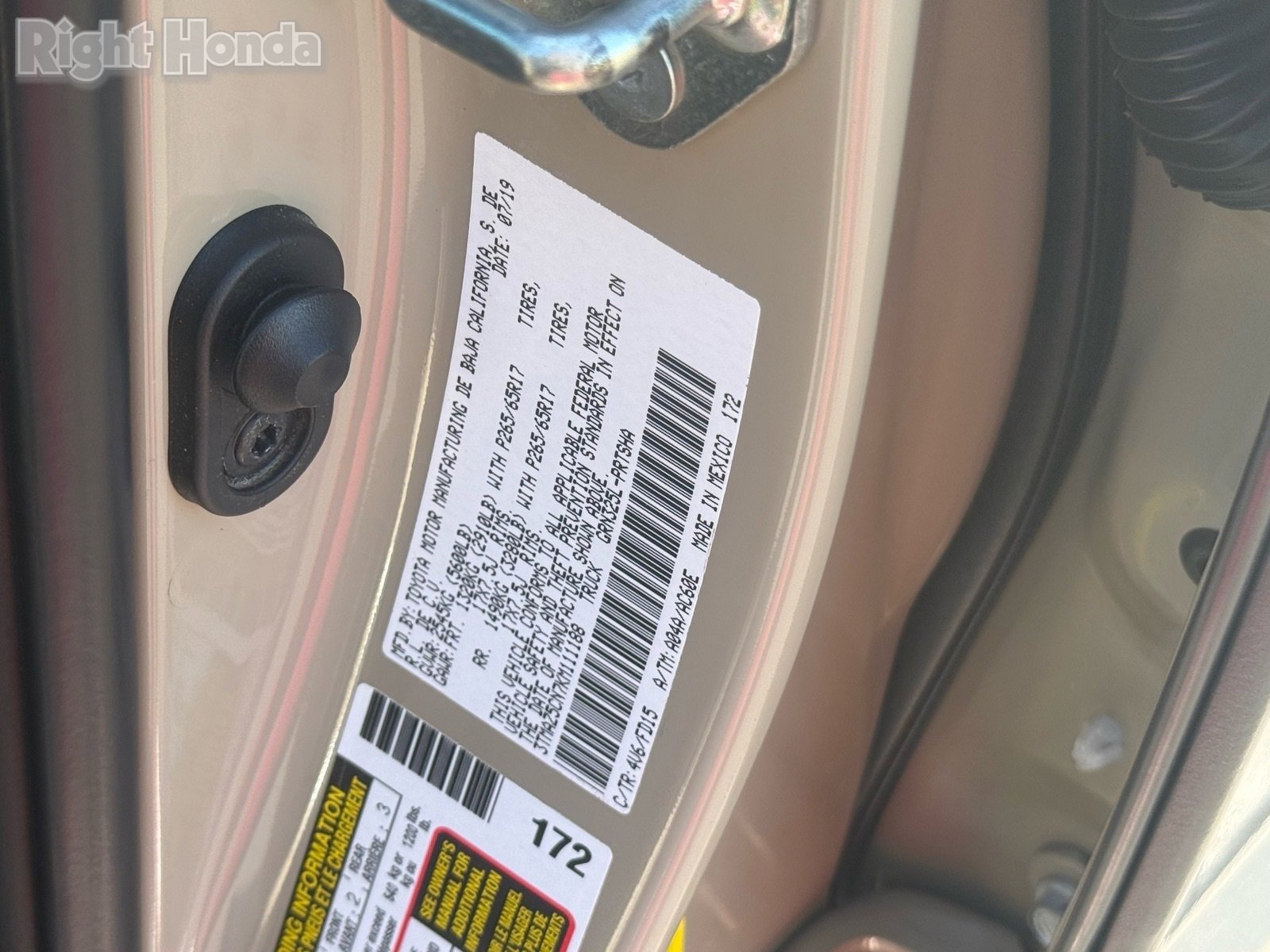 Used 2019 Toyota Tacoma TRD Sport w/ Technology Package image 33