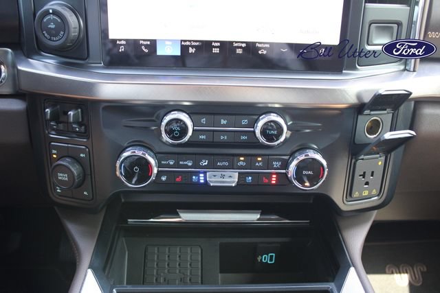 Used 2023 Ford F250 King Ranch w/ FX4 Off-Road Package AWD/4WD image 19