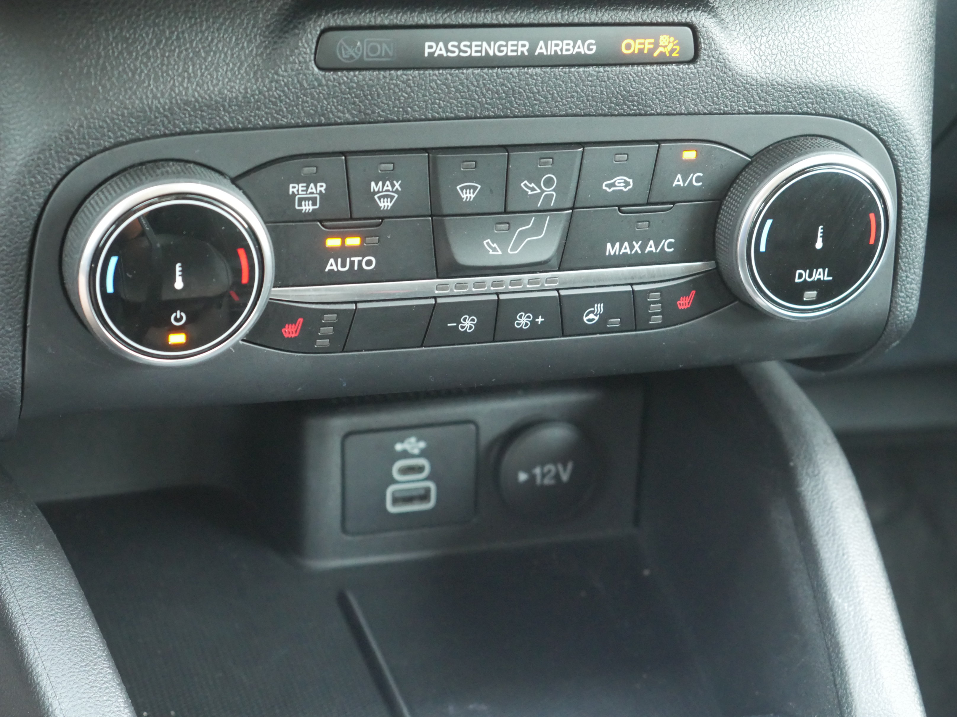 Certified 2025 Ford Escape Active AWD/4WD image 13