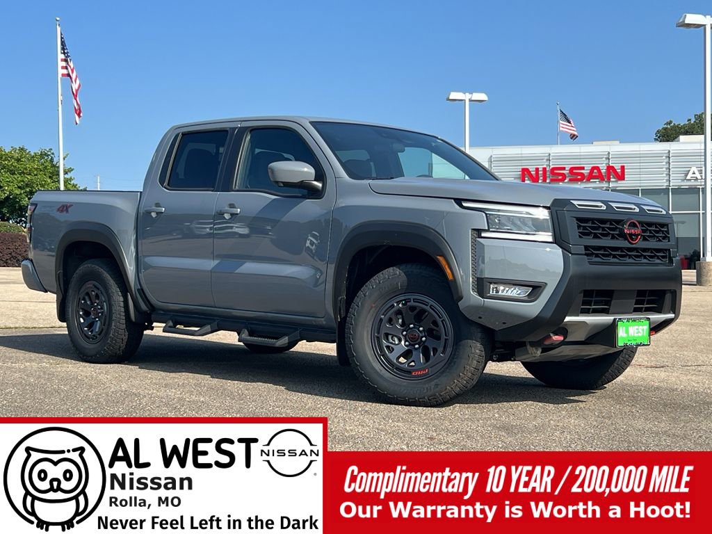 New 2025 Nissan Frontier PRO-4X w/ Pro Convenience Package image 1